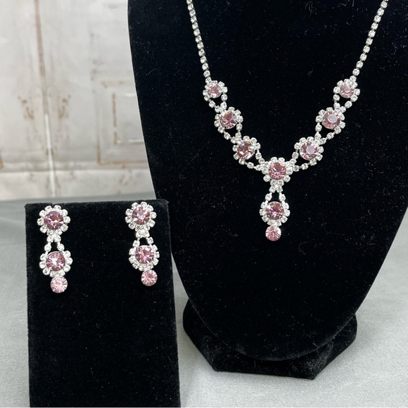 Prom/Special Occasion Necklace and Earrings, Light Purple - Picture 3 of 14